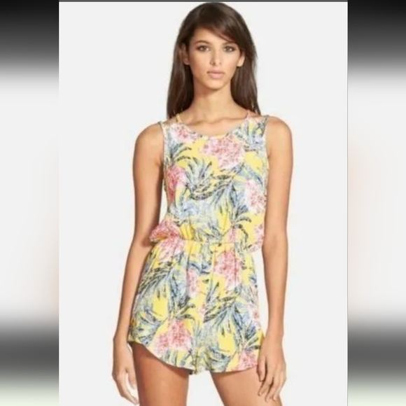 Leith Yellow Tropical Floral Mini Shorts Rompers/ XS - Picture 4 of 16